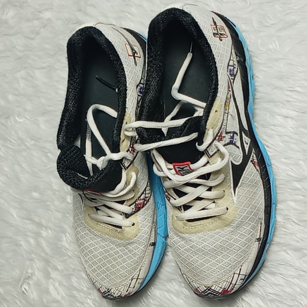 Mizuno 10th anniversary wave sneakers - Picture 3 of 9